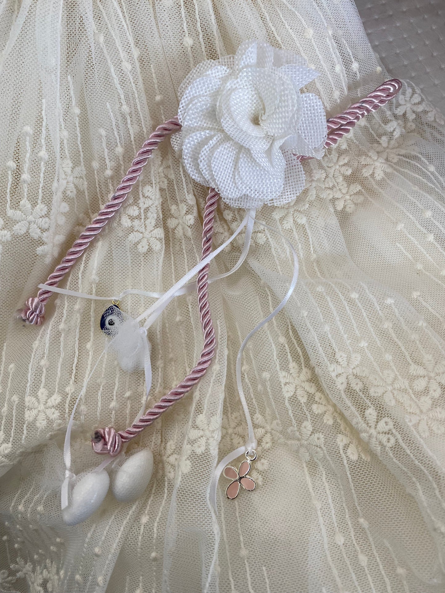 Bomboniere - White Flower on Pink Rope - 0