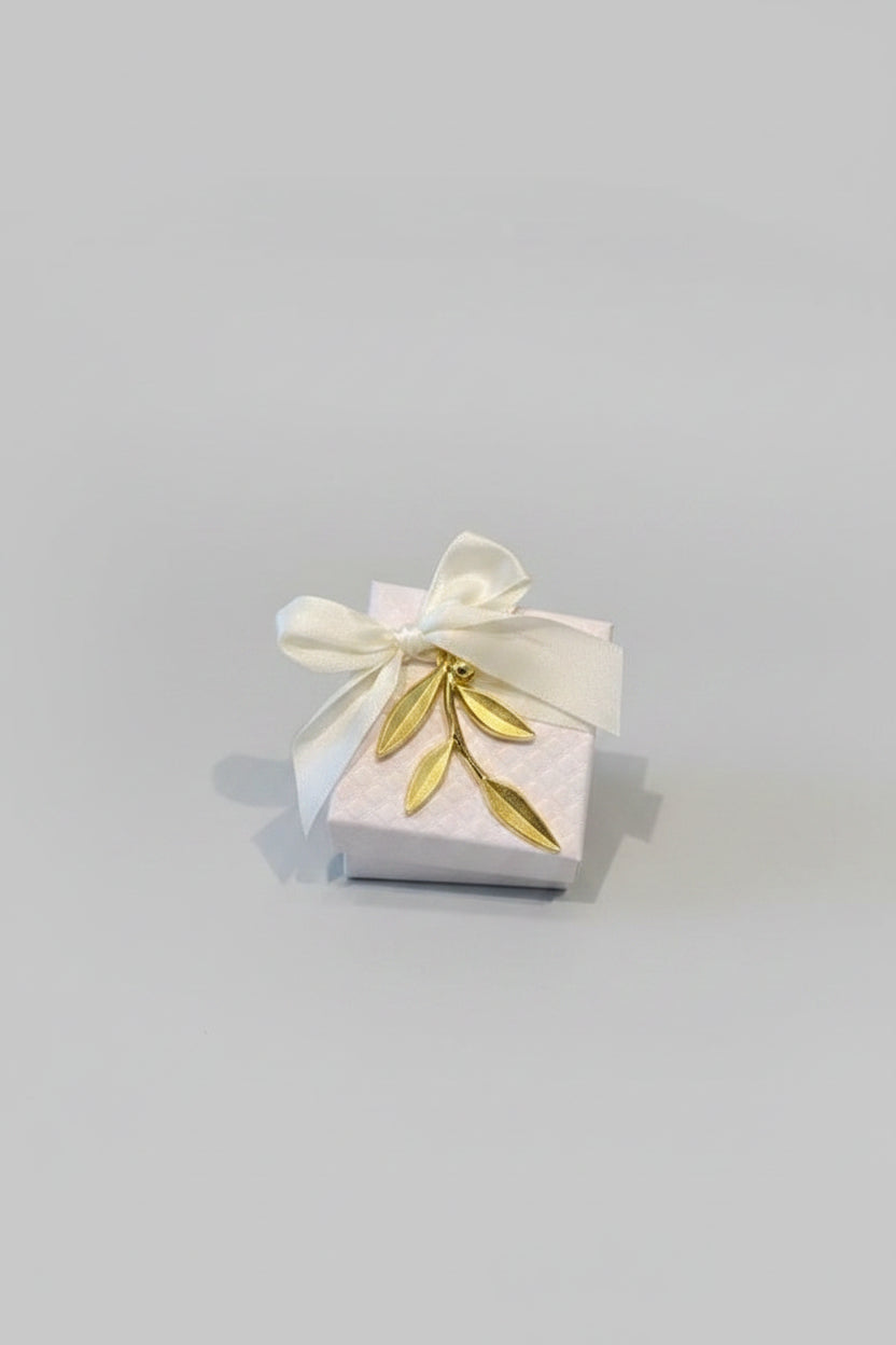 Bomboniere - Large Gold Olive Branch on Box - 0