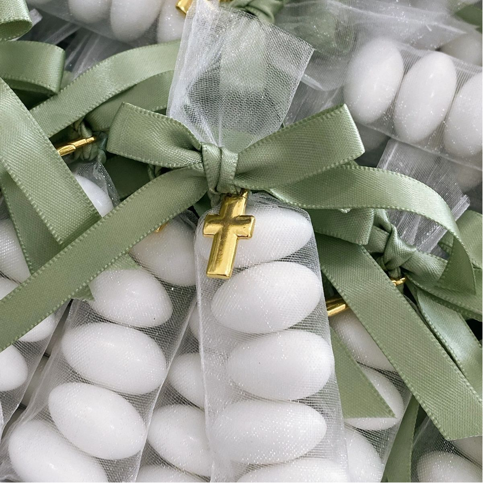 Bonbonniere - Slimline Organza with Mini Gold Cross