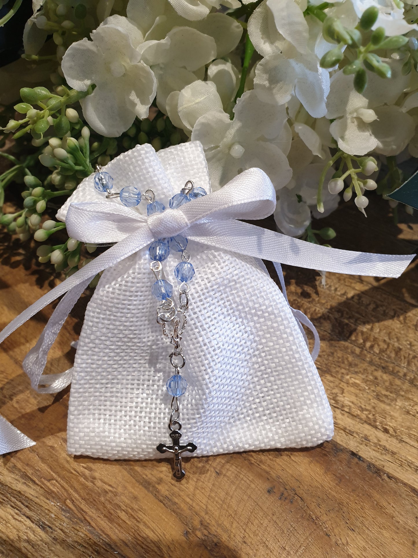 Bomboniere - Baby Blue Rosary on White Pouch