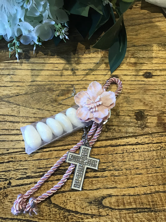 Bomboniere - Diamonte Cross Keyring and Flower on Rope - 0