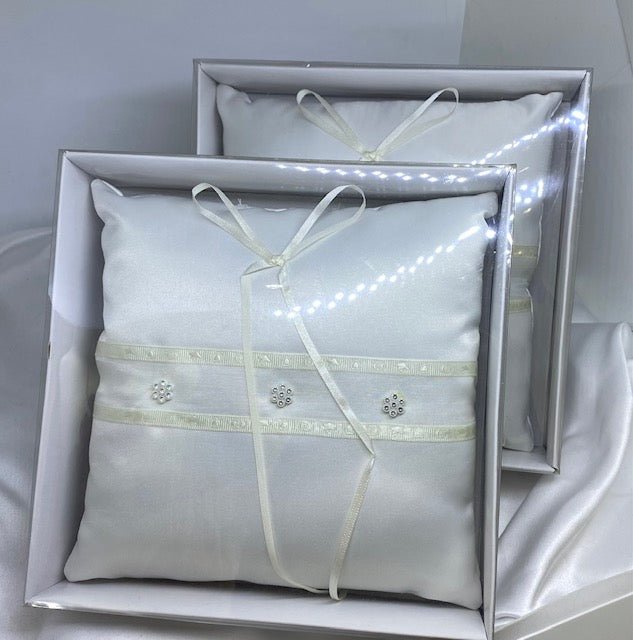 Ring Cushion - Gift Boxed | Pandora Designs Melbourne