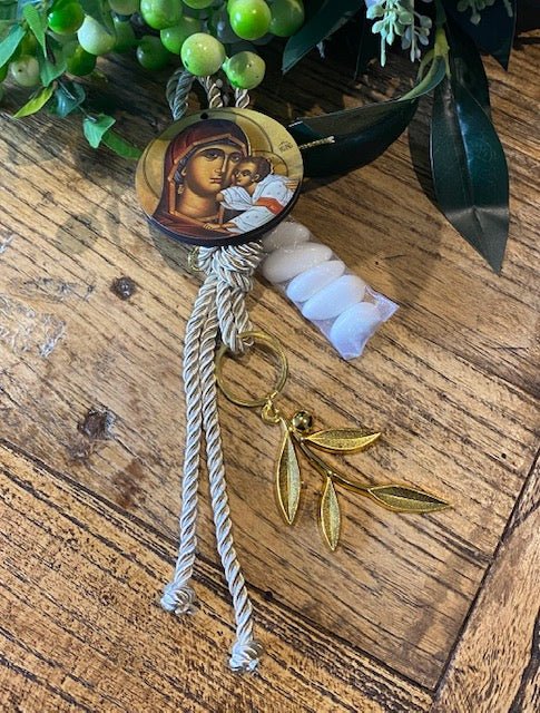 Bomboniere - Large Gold Olive Branch Keyring and Round Icon on Rope - 1